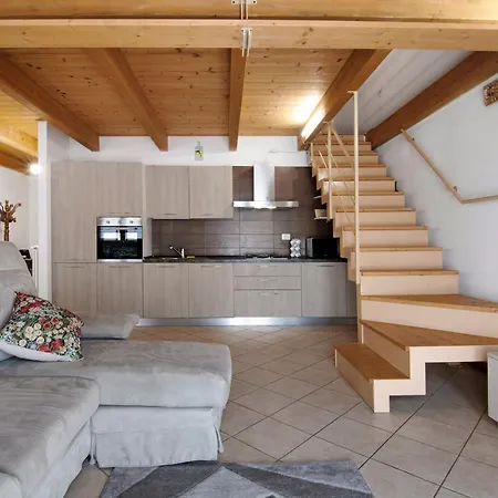 Lägenhet Casa Zia Dani Piantedo